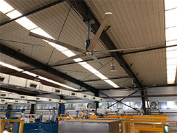 大型廠房車間為什么更適合安裝工業(yè)大風(fēng)扇