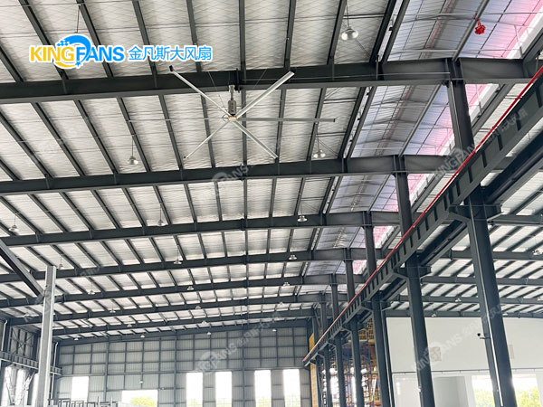 廠房通風(fēng)降溫手段 大型工業(yè)風(fēng)扇的三點優(yōu)勢 廠房通風(fēng)降溫手段 大型工業(yè)風(fēng)扇的三點優(yōu)勢