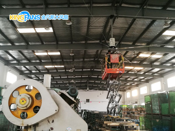 這樣的大型工業(yè)風(fēng)扇，你是否也想安裝一臺(tái)試試？